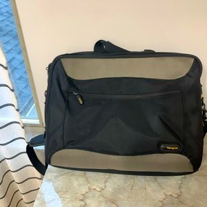 Targus travel and laptop bag